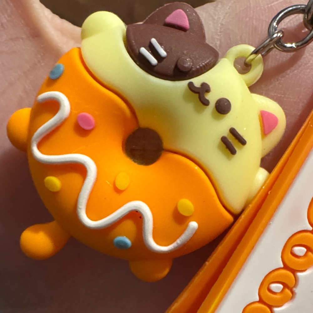 Orange Cat Donut Keychain with poof - Picture 4 of 7